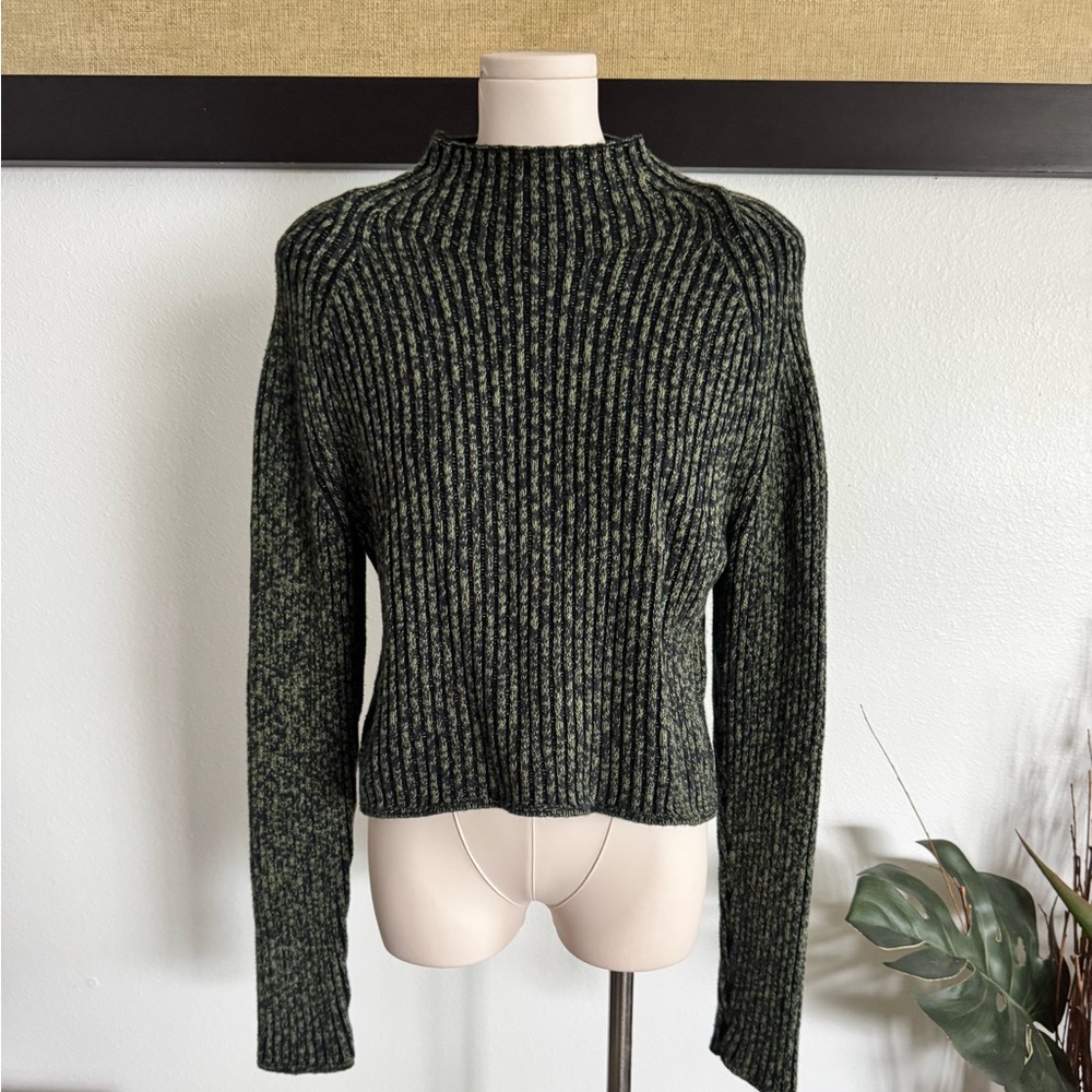 Lululemon Wool-Blend Ribbed Mock Neck Sweater Green Black Size 0